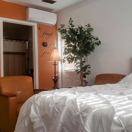Stylish Suite Tampa Minutes To Hard Rock Casino Mango 외부 사진